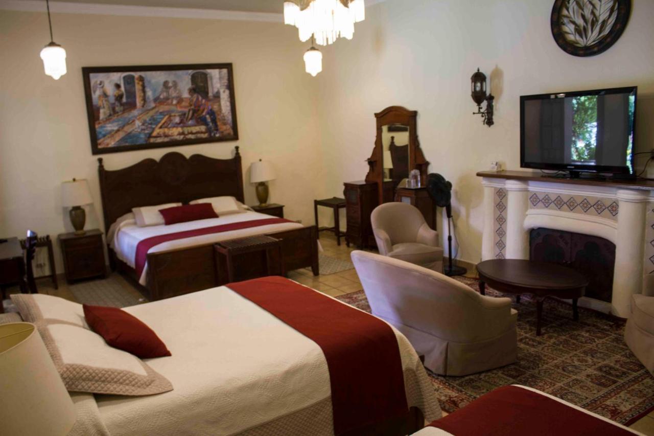 Aurora Hotel 4*